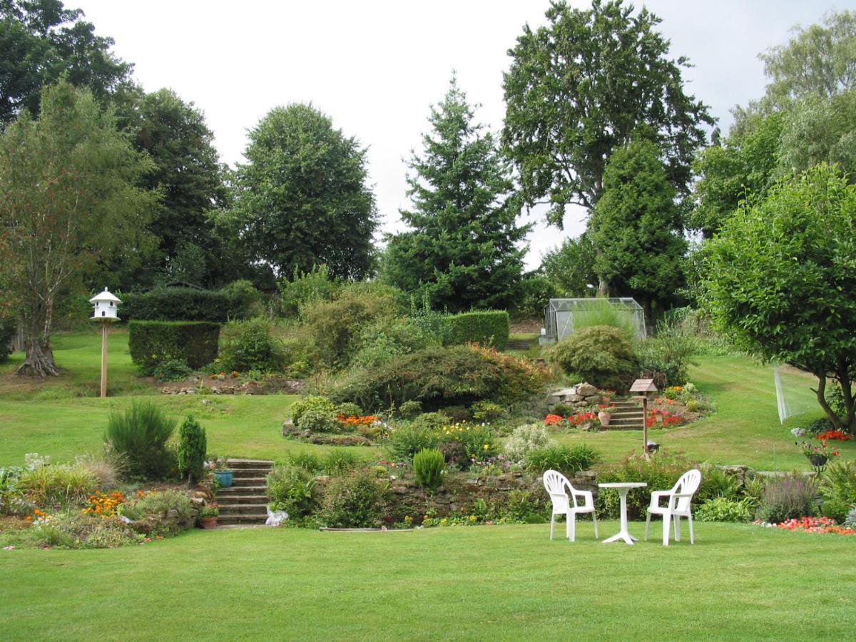 Chart House Bed And Breakfast Dorking Exterior foto